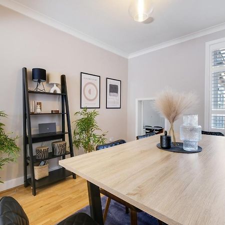 Luxury 3 Bedroom 2 Bathroom House, Fulham By 360Stays Londýn Exteriér fotografie